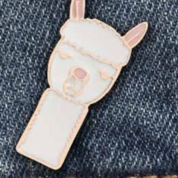 Llama Pin Brooch - Picture 2 of 2